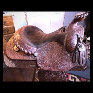 Don Leson Classic saddle. TBV.